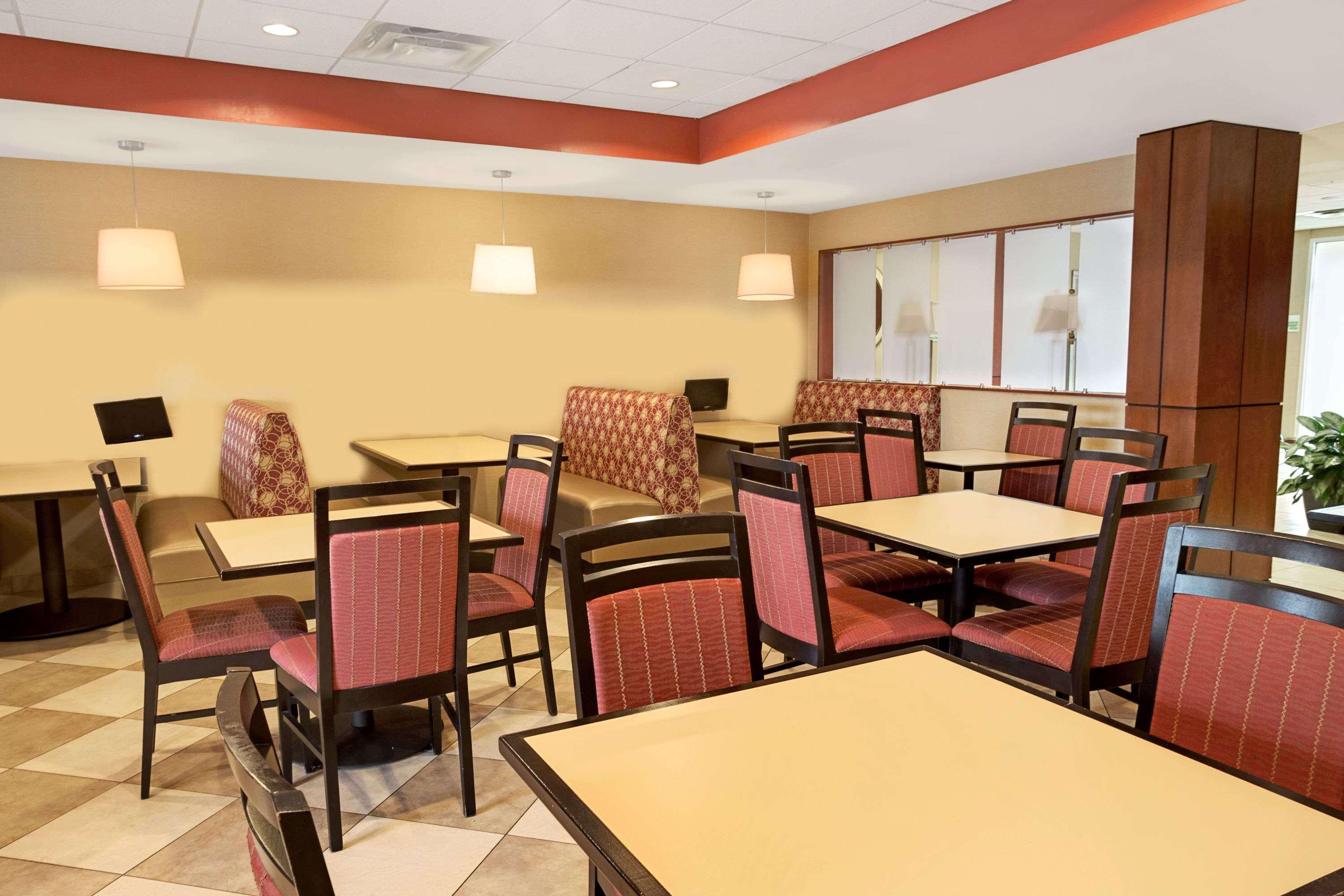 Wyndham Garden Duluth Hotel Ngoại thất bức ảnh