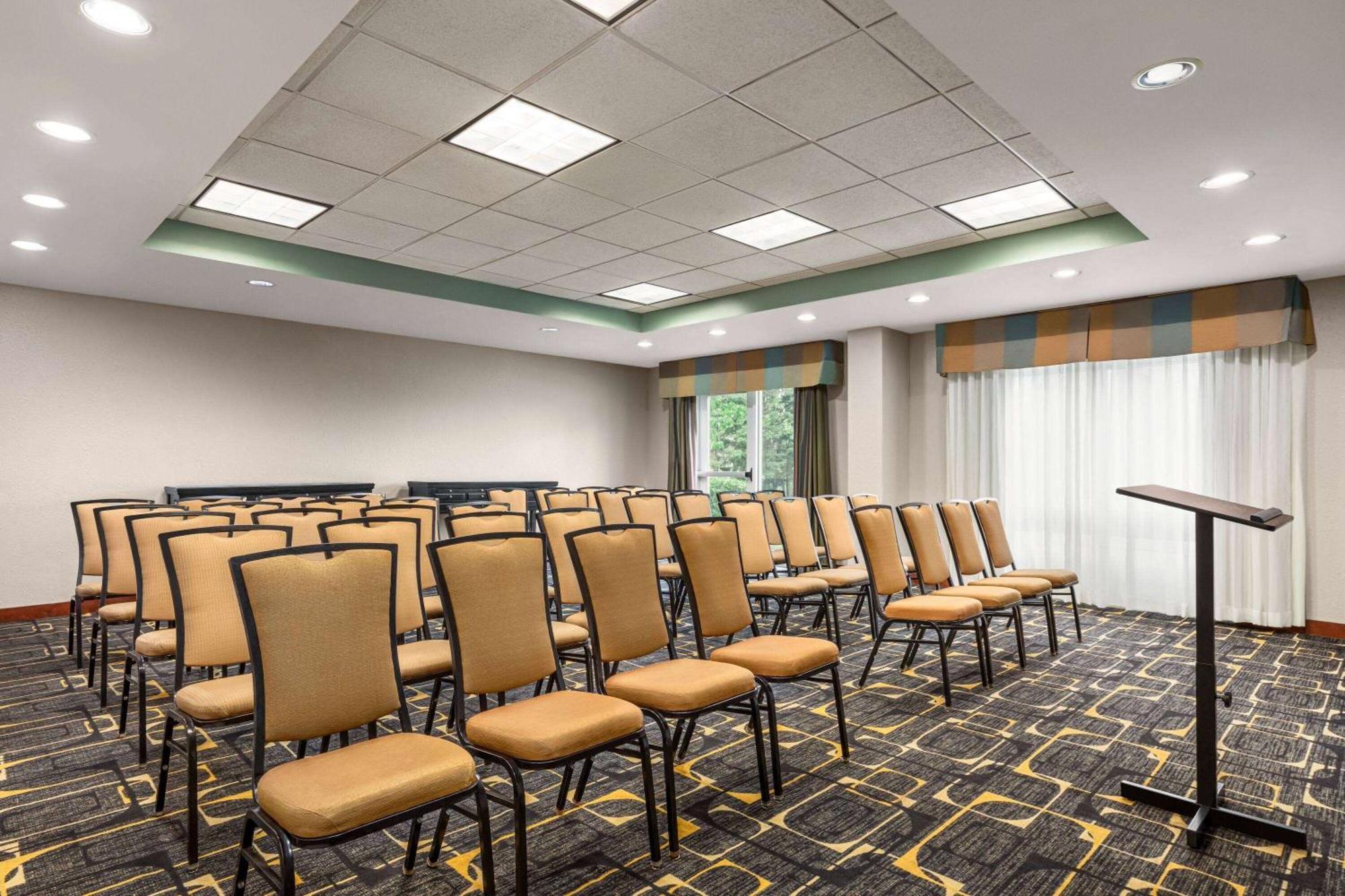 Wyndham Garden Duluth Hotel Ngoại thất bức ảnh