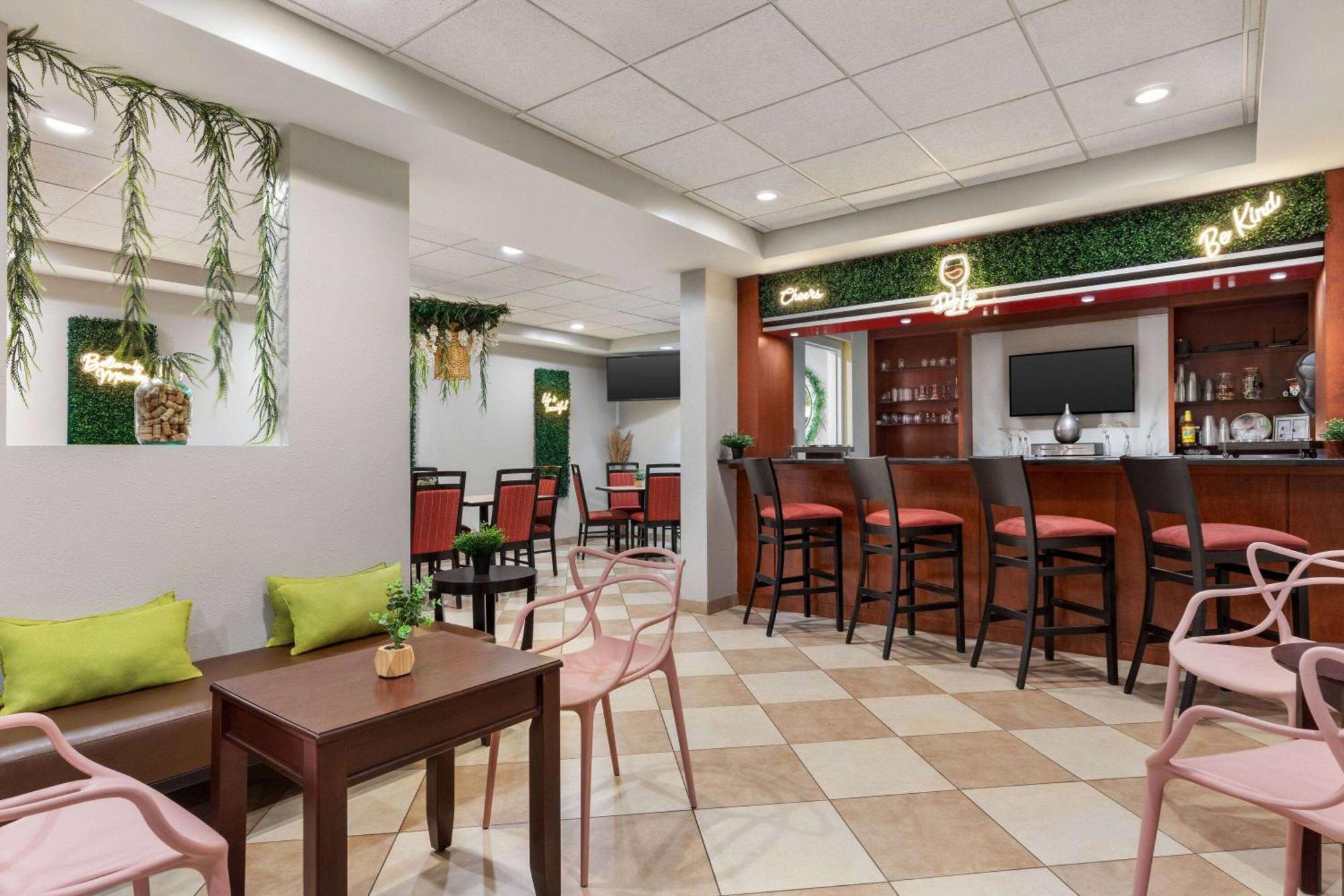 Wyndham Garden Duluth Hotel Ngoại thất bức ảnh