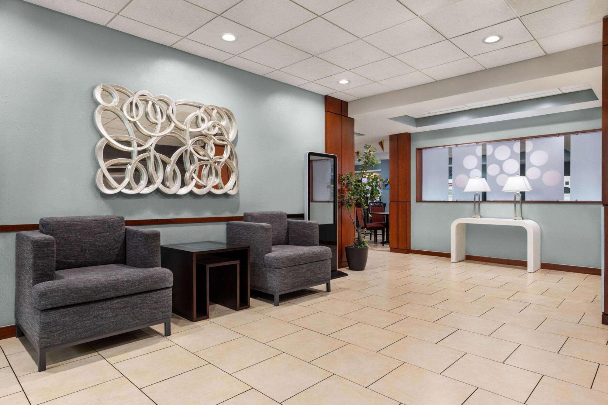 Wyndham Garden Duluth Hotel Ngoại thất bức ảnh